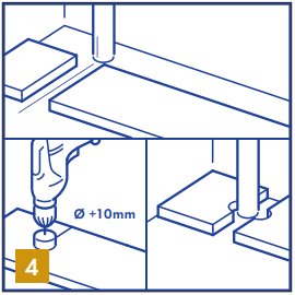 In rows where there is a pipe, make sure the pipe falls exactly in line with the short side of two panels. Take a drill bit with the same diameter as the pipe plus 10 mm. Click the panels together on the short side and drill a hole centered on the joint between the two panels. Now you can install the panels.